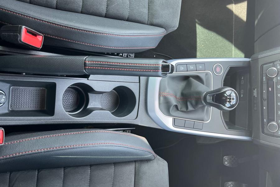 SEAT ARONA Photo autoimg-02e94166acba15f69883845af52970c0e00386a4.jpg