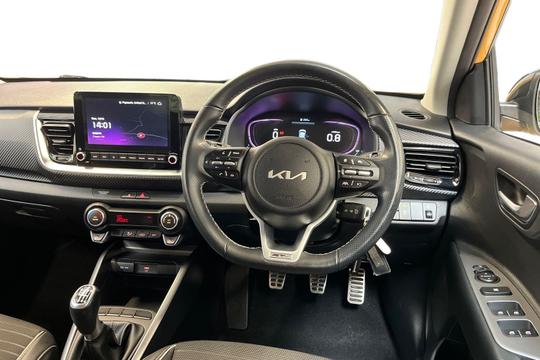 Kia Stonic Photo autoimg-02ecc81dd30e7aeda4d5105c2de9c9042ebac26e.jpg