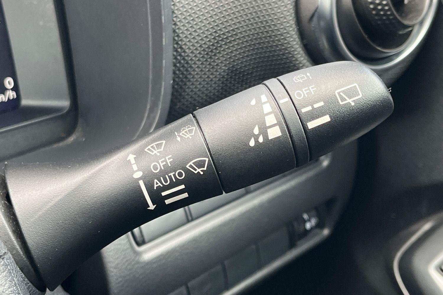 Nissan JUKE Photo 14