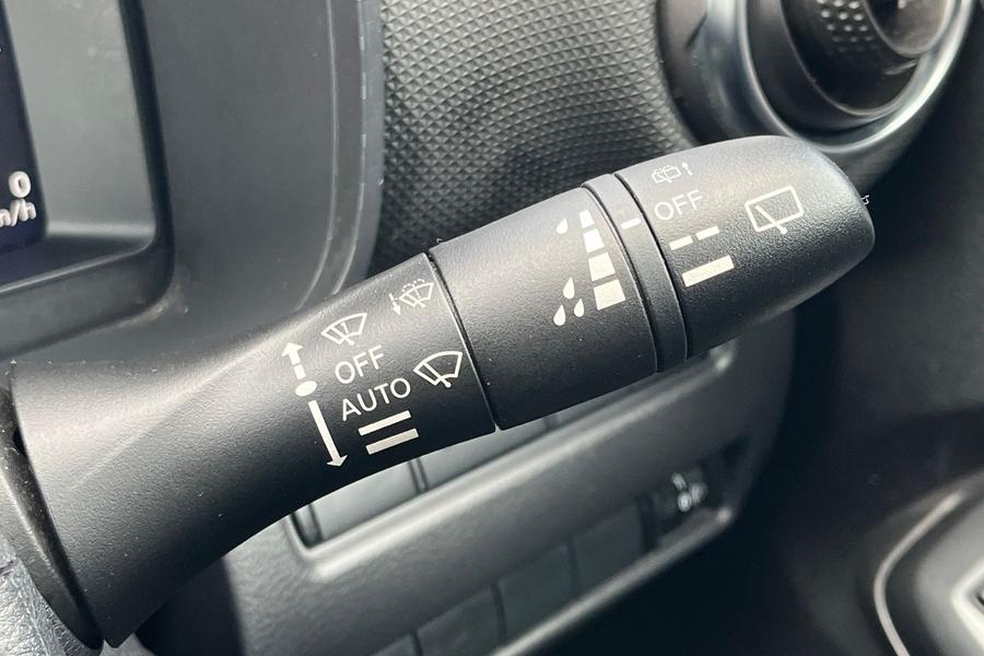 Nissan JUKE Photo autoimg-02f2ef0c00ff97ae80f1ee982ab395b8404f30a3.jpg
