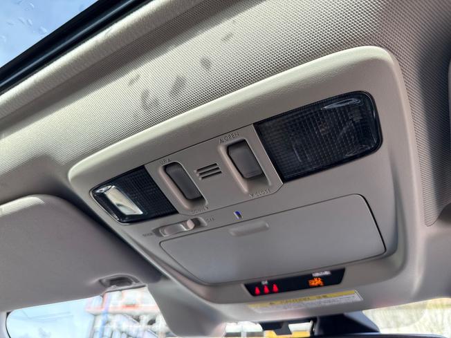 SUBARU Outback Photo 39