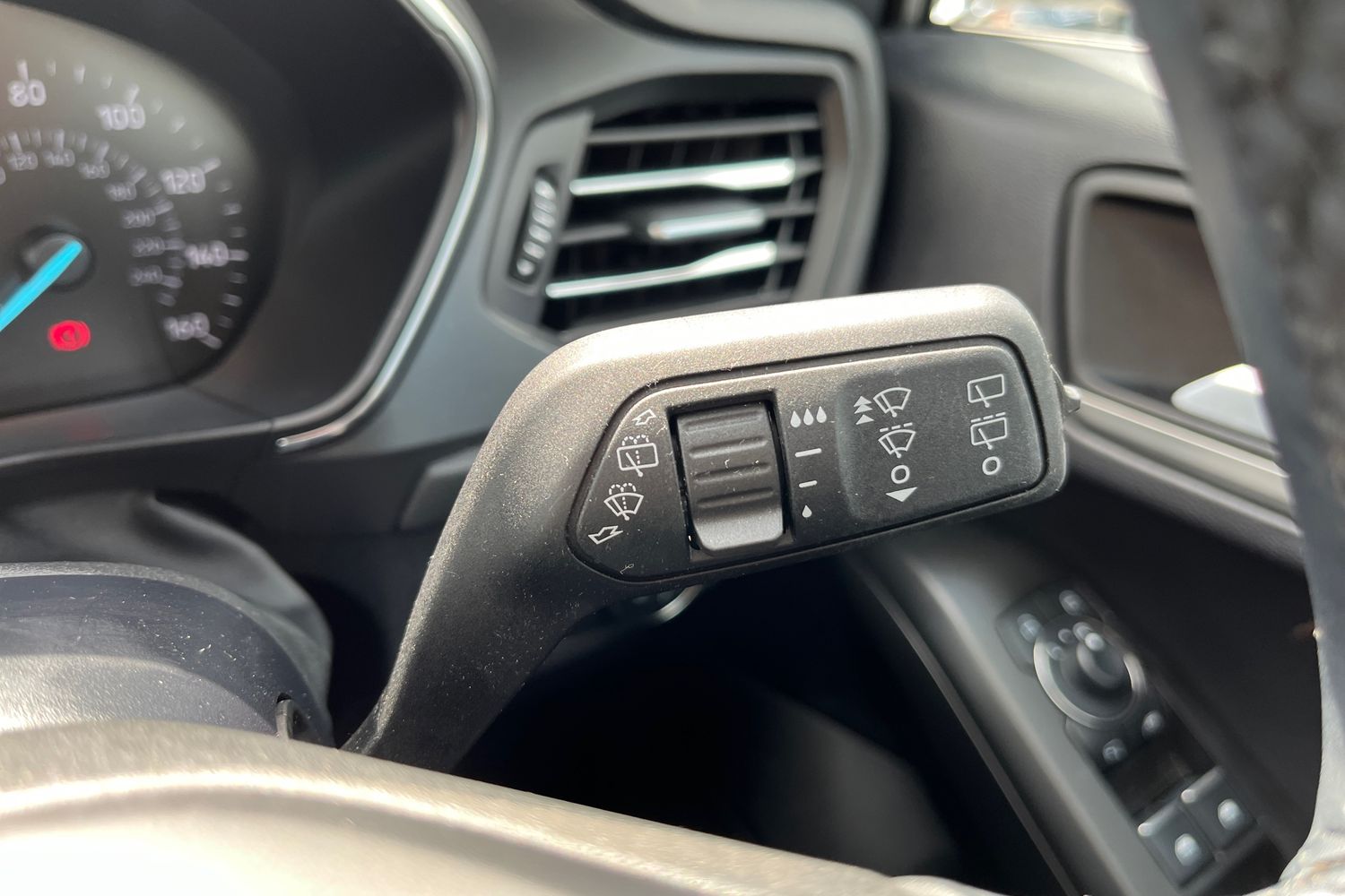 Ford Focus Photo 14