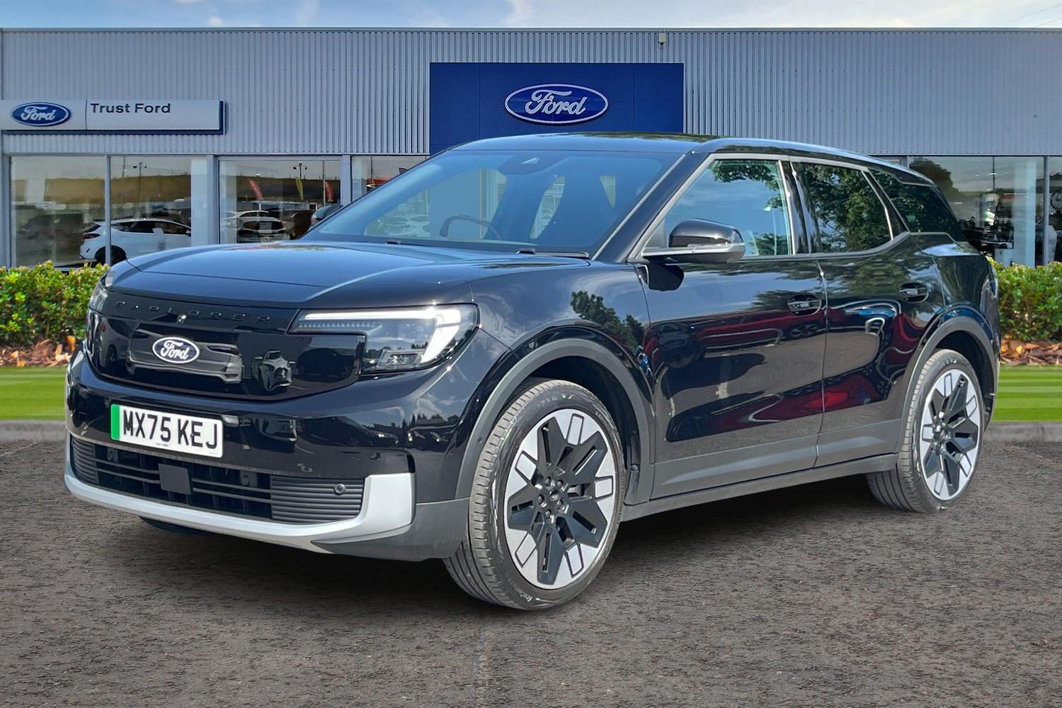Ford Explorer Photo 4