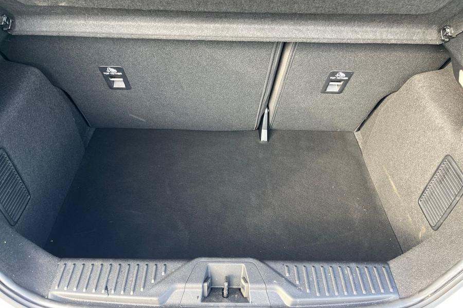 Ford FIESTA Photo autoimg-02fe3cf6b10eb609e4c182aa08c366b54e8d2f5c.jpg