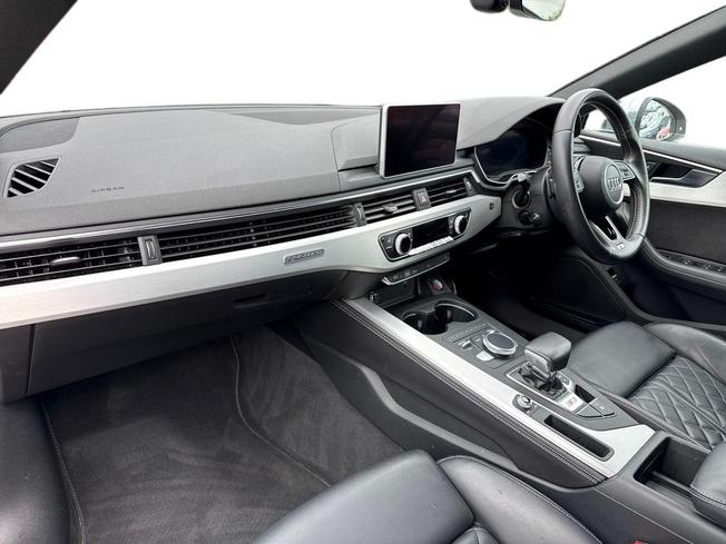 AUDI S5 Photo 2
