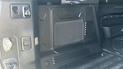 Land Rover Defender Photo autoimg-030590d18672dc250c4a81b68bafa693e9b2d131.jpg