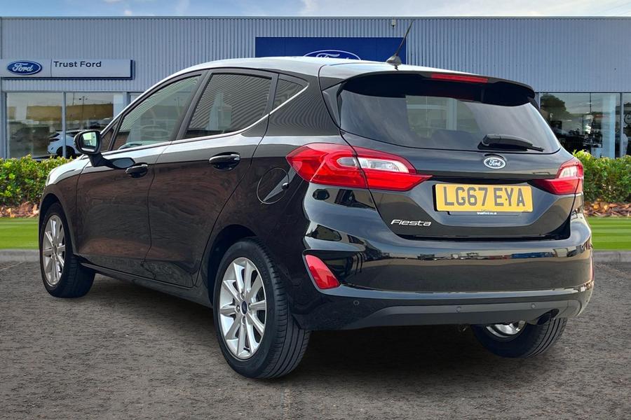 Ford Fiesta Photo autoimg-0305cdc6c07ff1baf42cd0d2b07627408abb2f91.jpg