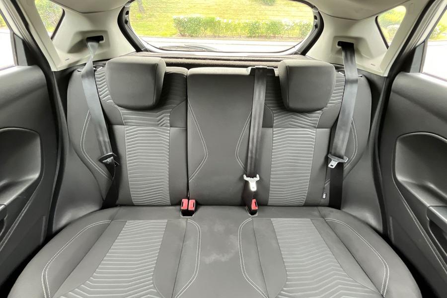 Ford FIESTA Photo autoimg-0305f639d7c931867b339e92dddad616668f89c6.jpg