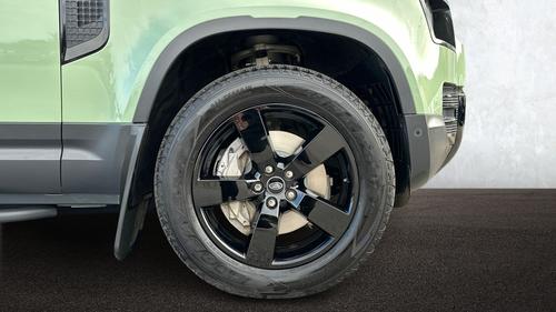 Land Rover Defender Photo autoimg-030916c0a5bf5ea4fff757636c499246a5acc791.jpg