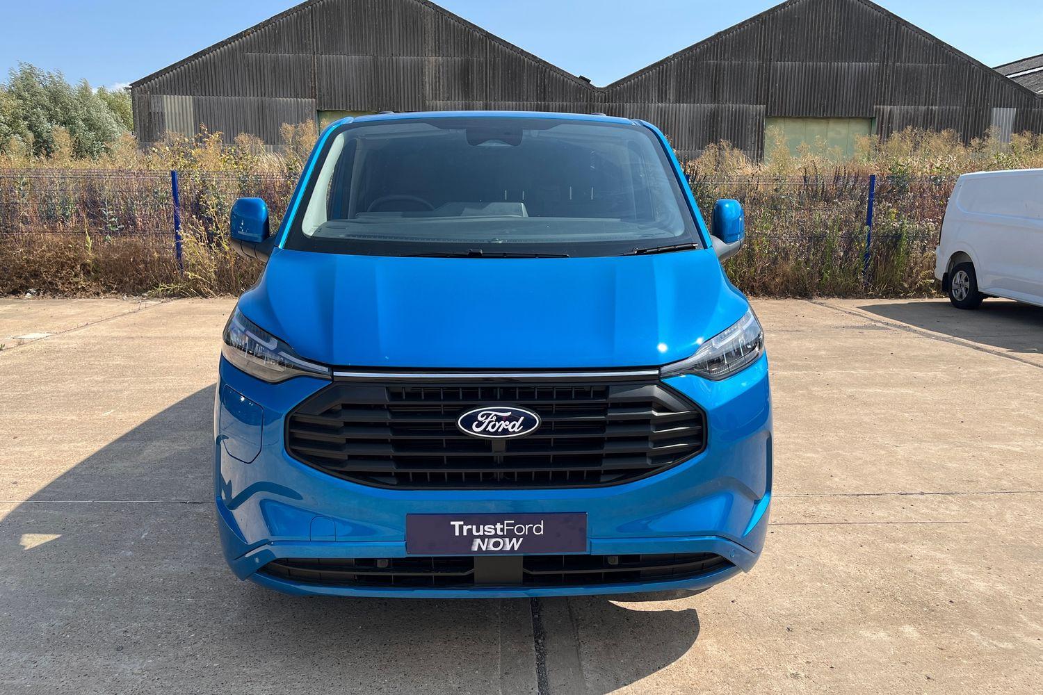 Ford TRANSIT CUSTOM Photo 11