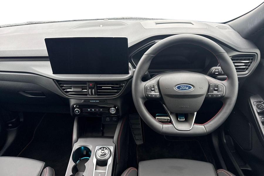 Ford KUGA Photo autoimg-030c294c3ec2974c8c46117ad4fe4f7bbe79e7e2.jpg