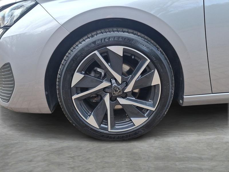 Used Peugeot 308 KW24WXT 9