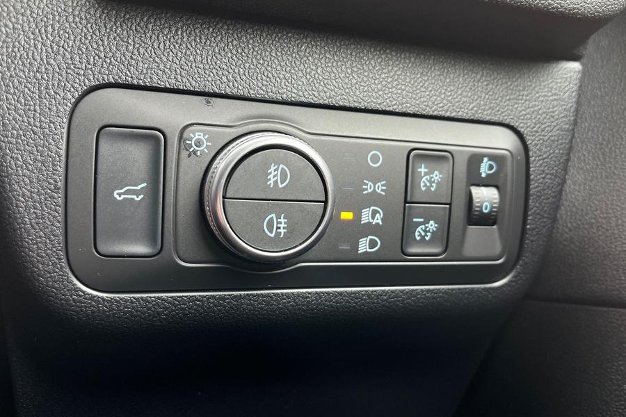 Ford Kuga Photo autoimg-030d2b0a25f9a3b958efdd3fd1e5b9f193aad5de.jpg