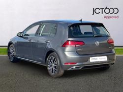 Volkswagen Golf Photo 3