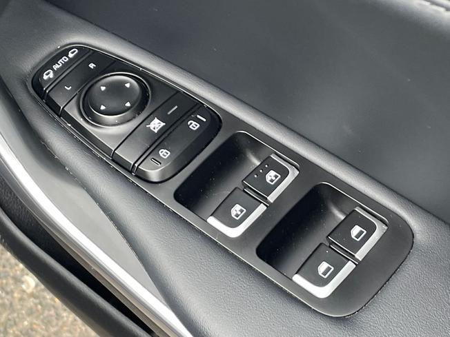 Kia Stinger Photo 26