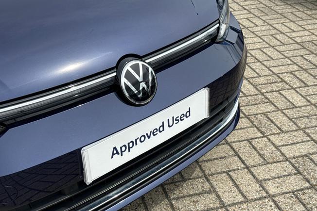 VOLKSWAGEN Golf Photo 50