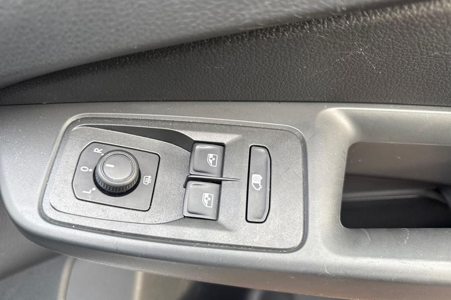 Used FORD TRANSIT CONNECT WT25NDV 21