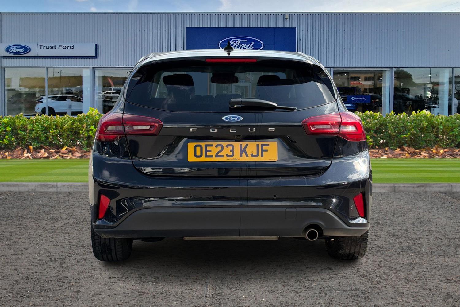 Ford FOCUS Photo 6