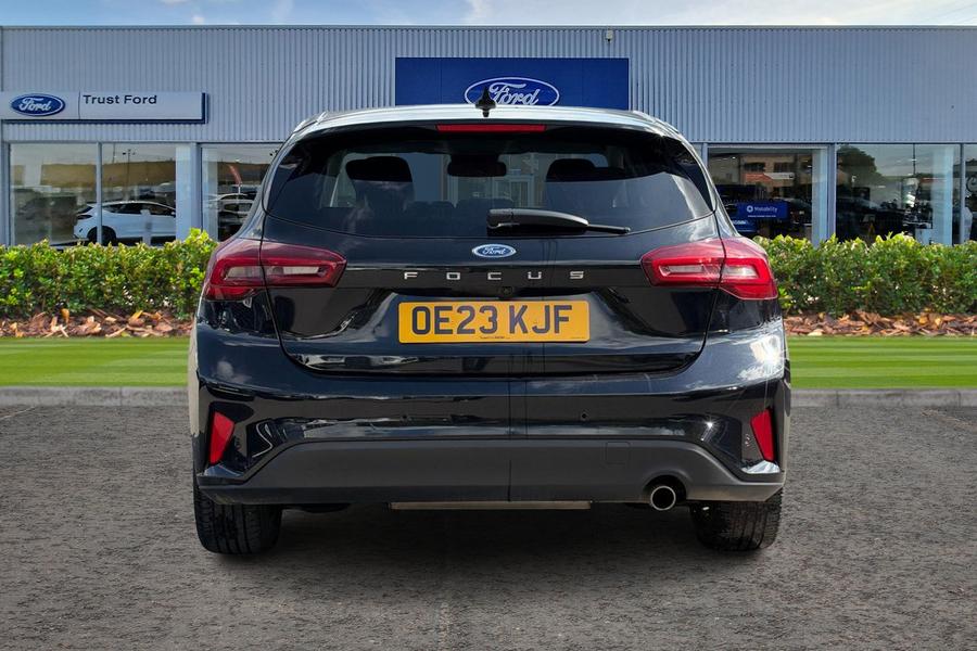 Ford FOCUS Photo autoimg-03186f2ba8192ef58aa61754fe88a9463aaa395c.jpg