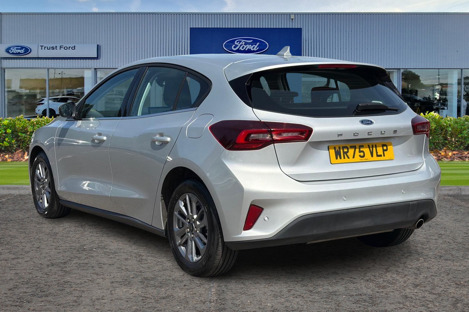 Ford FOCUS Photo 1