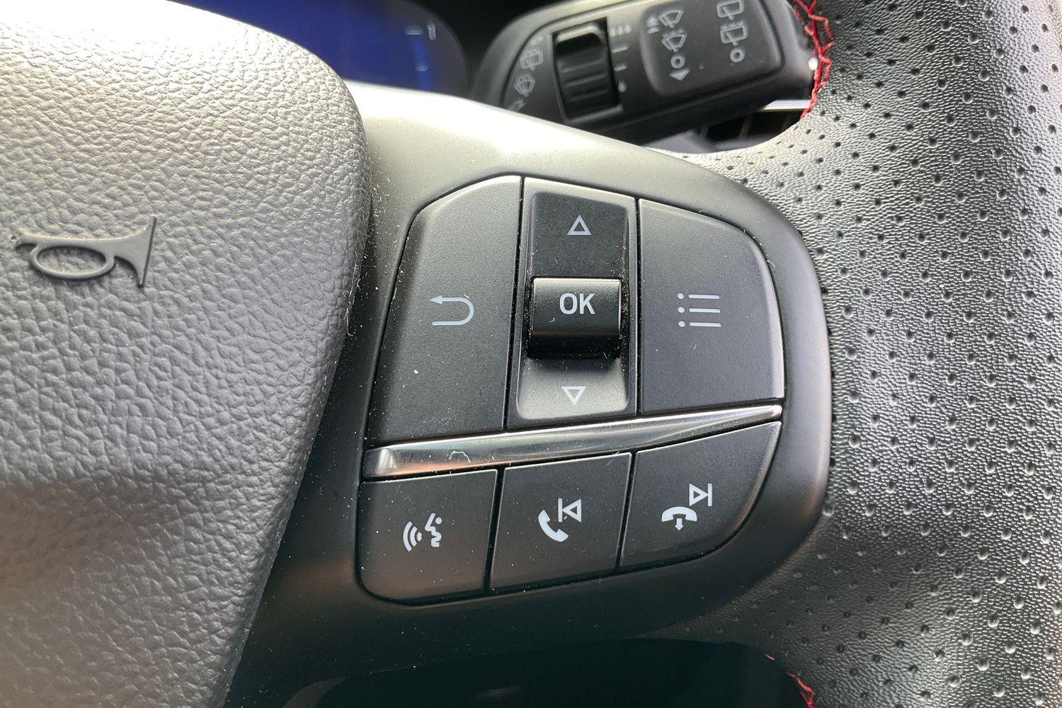 Ford KUGA Photo 32