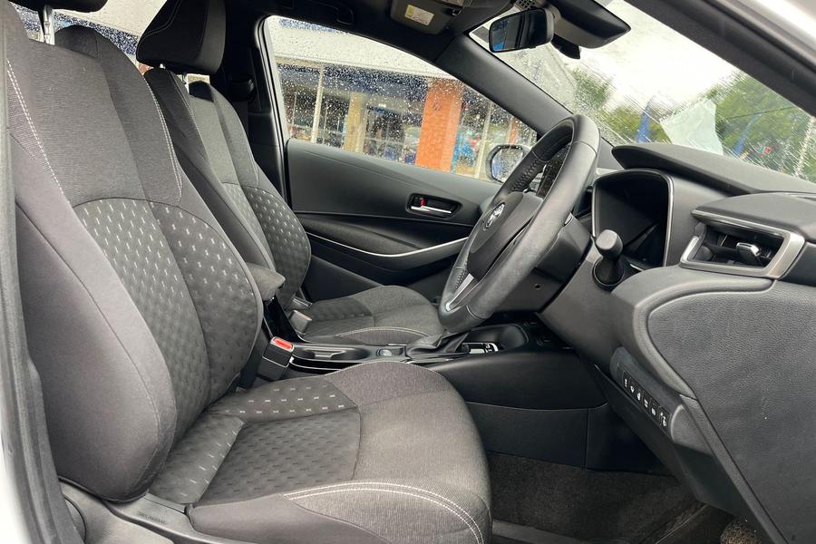 Toyota Corolla Photo autoimg-032055e4d938e12d1240a6835e017408190f0ba9.jpg
