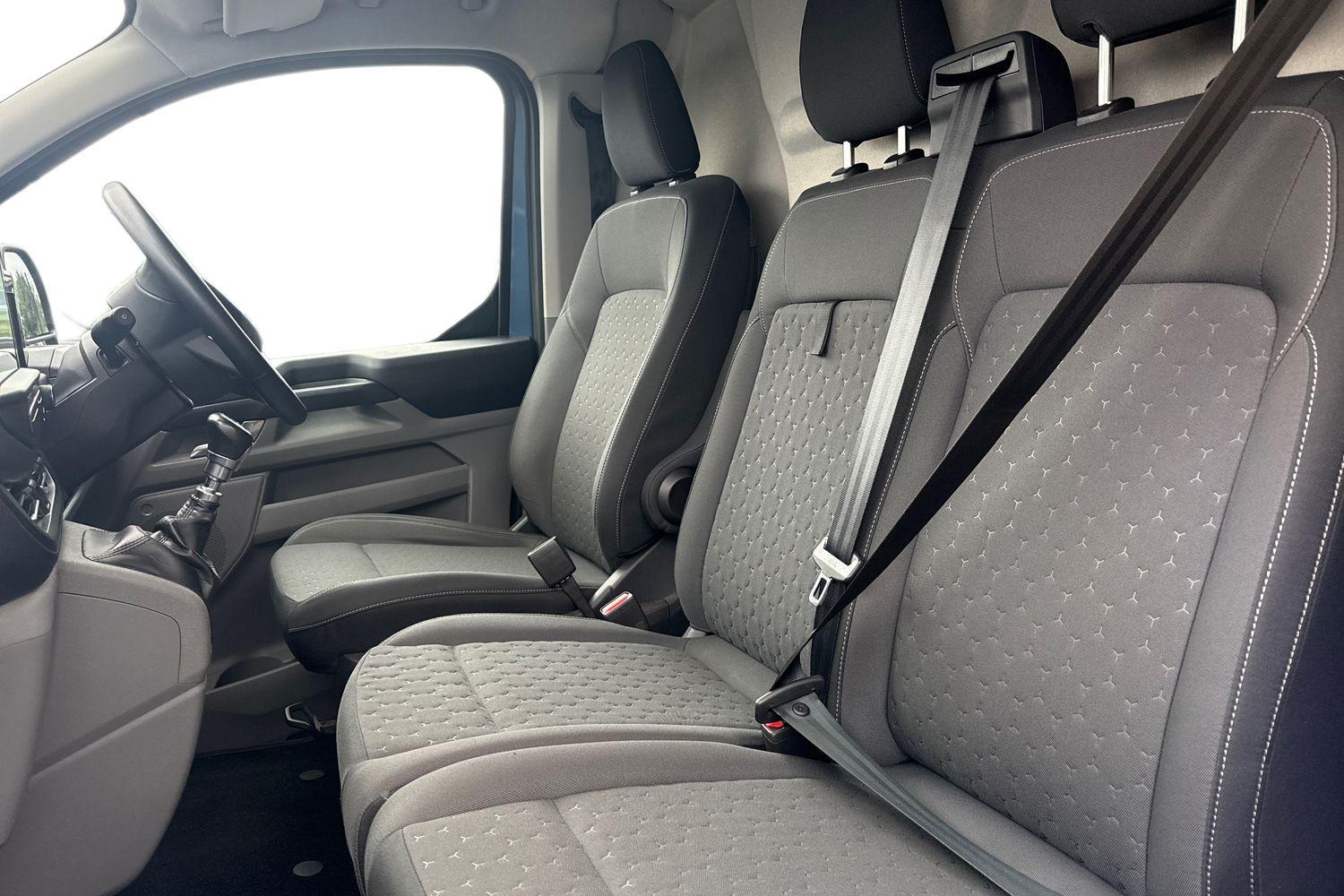 Ford TRANSIT CUSTOM Photo 9