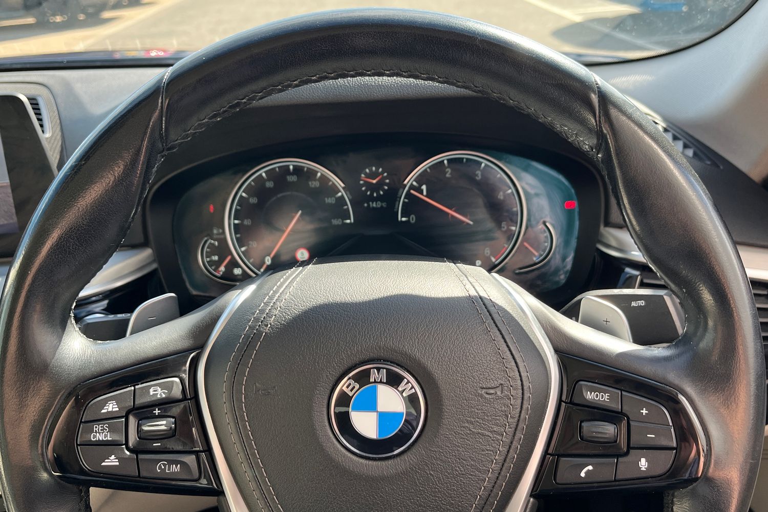 BMW 5 SERIES Photo 11