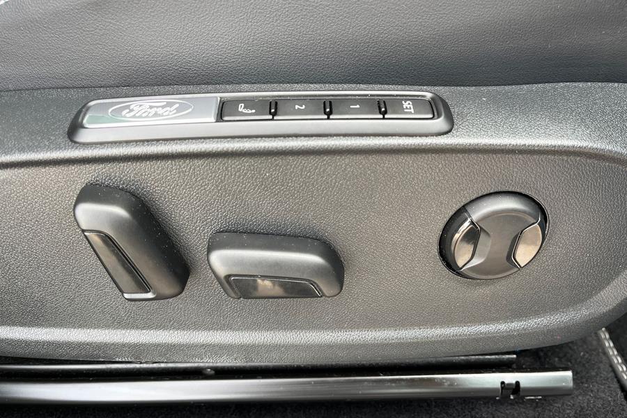 Ford CAPRI Photo autoimg-032e9515b7a4e6ed753f6115d1a72f40266c2320.jpg