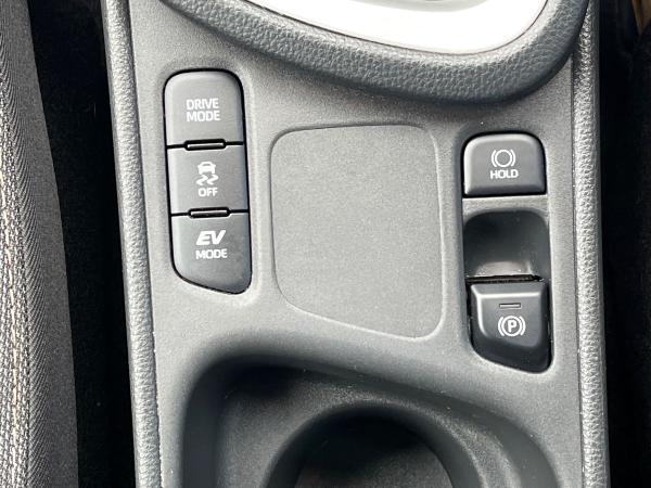 Toyota Yaris Cross Photo autoimg-032eb7b3c366c9cc5348b5d5a09550896eed761d.jpg