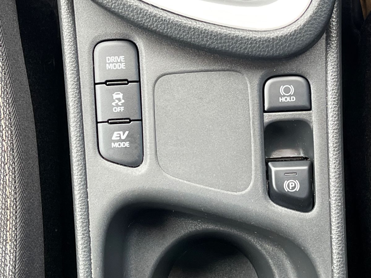 Toyota Yaris Cross Photo 19