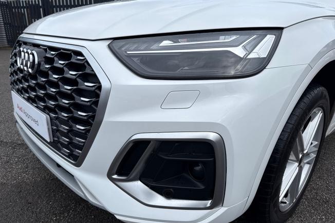 AUDI Q5 Photo 24