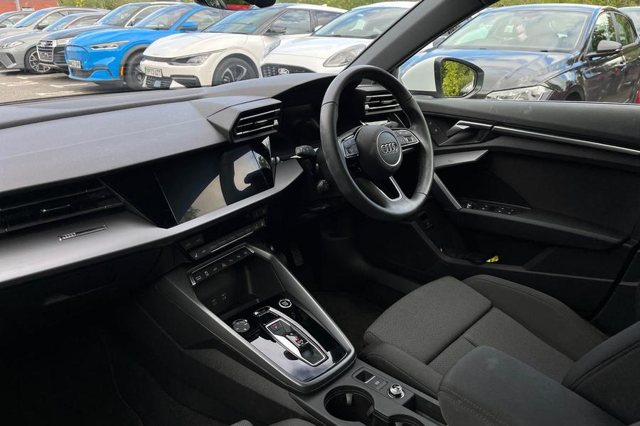 Audi A3 Photo autoimg-033550b69ac031c681ec684c34e7e7815a9365a8.jpg