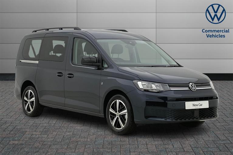 Used 1900 VOLKSWAGEN Caddy Maxi C20 Life Maxi 122 PS 2.0 TDI DSG Starlight Blue Metallic at JCT600