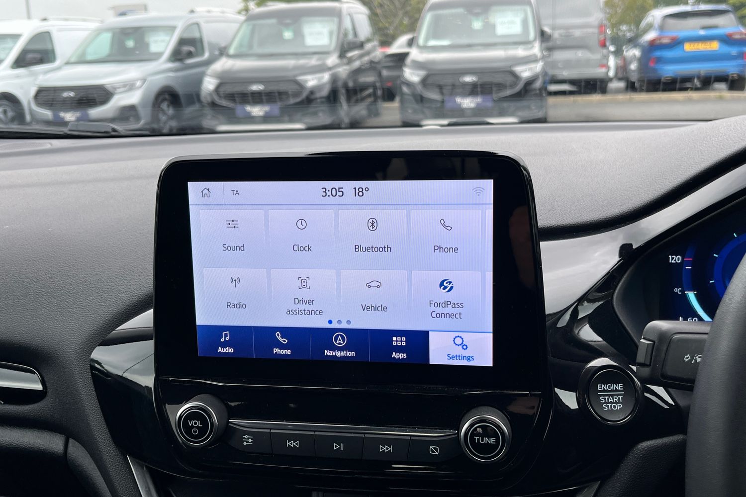 Ford FIESTA Photo 31