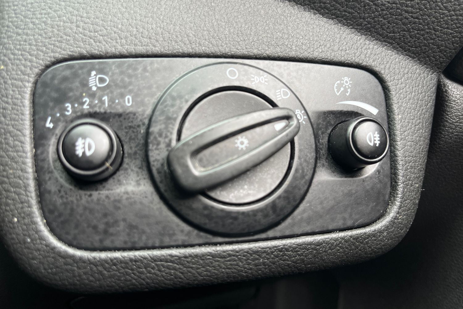 Ford KUGA Photo 24