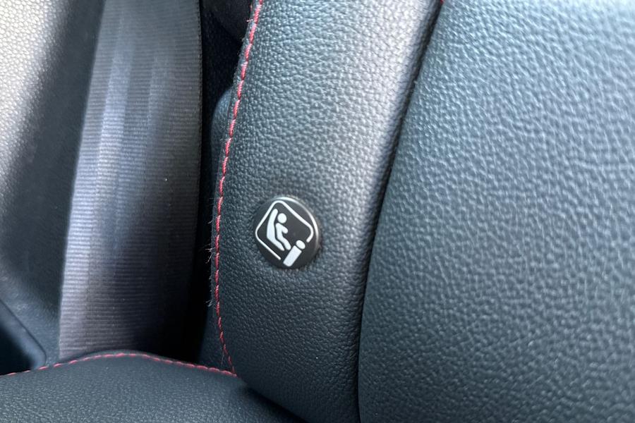 Ford EcoSport Photo autoimg-033ff2d20d2a450bc700a8e6793de528985151db.jpg