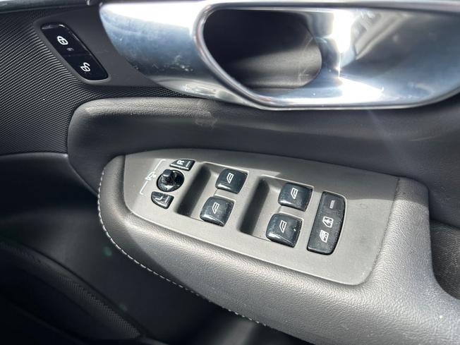 VOLVO Xc90 Photo 21