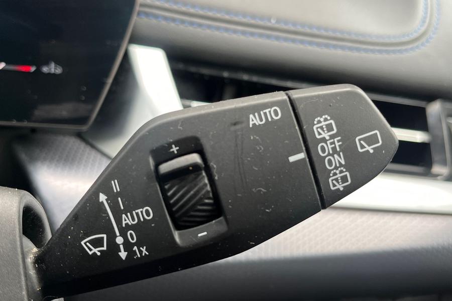 BMW 2 SERIES Photo autoimg-034a15f5e0e15ee0690628755be8ae678629de70.jpg