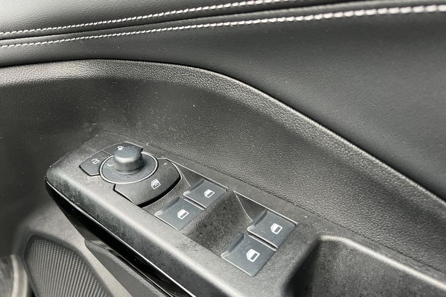 Ford PUMA Photo autoimg-034cbc7afb0f76b0041edcfe4512e8b0fb2e292e.jpg