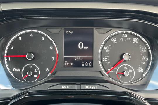 Volkswagen Polo Photo autoimg-034d753aa0f122e58123c0db83f01a42cd6737d9.jpg