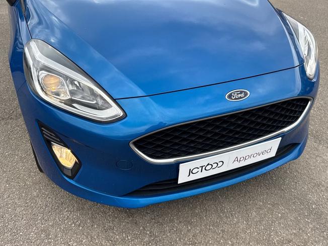 FORD Fiesta Photo 29