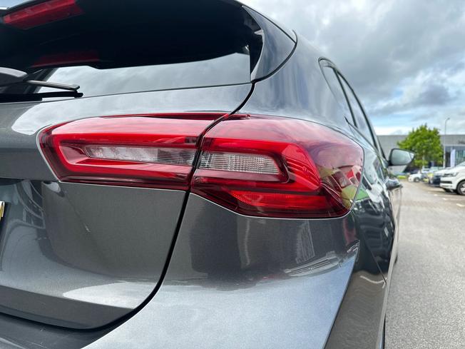 FORD Focus Photo 18