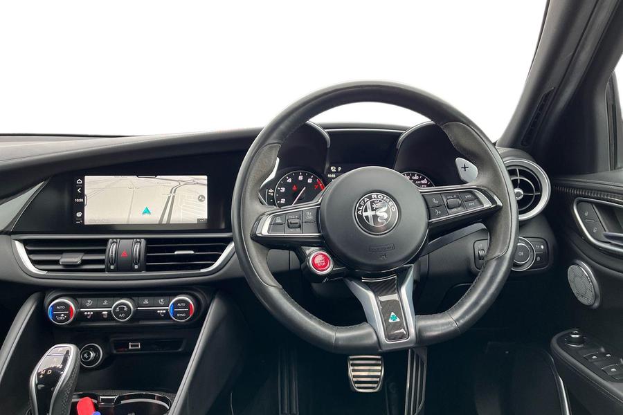 Alfa Romeo GIULIA Photo autoimg-03558e74ddbb66586df529d11e80724eaf2d8144.jpg