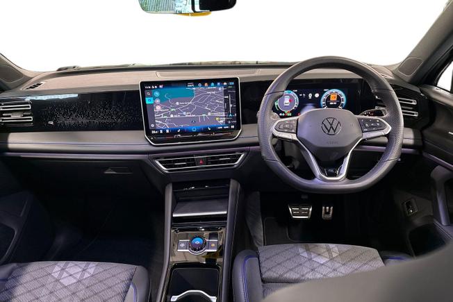 VOLKSWAGEN Tiguan Photo 10