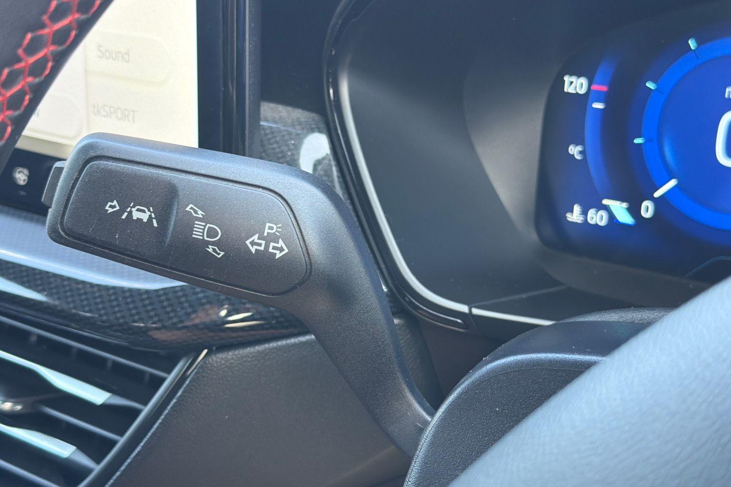 Ford FOCUS Photo 13