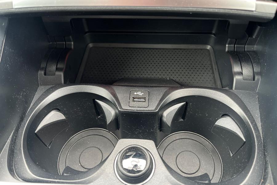 BMW 2 SERIES Photo autoimg-035a49fac7f4f745e4e65ba3857a8ffd2373c8d2.jpg