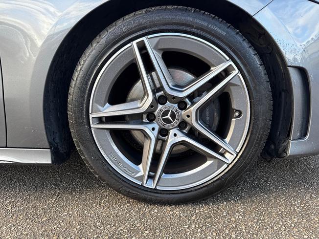 MERCEDES-BENZ A Class Photo 5