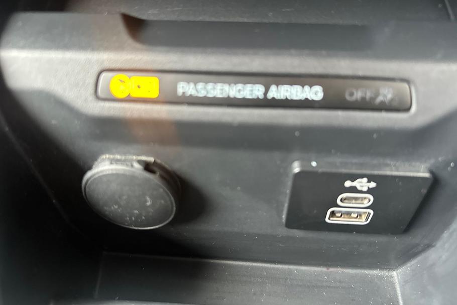 Used FORD TRANSIT COURIER HS24XGT 39