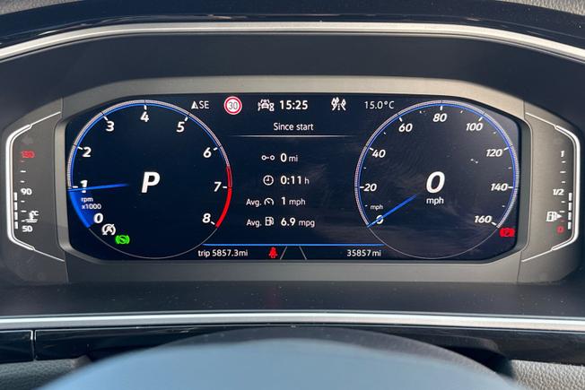 VOLKSWAGEN T-Roc Photo 15